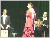 Volker Niehusmann (Ba&szlig;gitarre) und Georg Kinzuis (Perkussion)  mit Renate Pomp (Tanz)